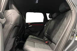 harmaa Audi SQ6 e-tron 2025 kuva 8.