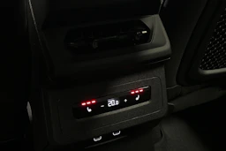 harmaa Audi SQ6 e-tron 2025 kuva 13.