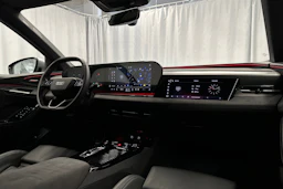 harmaa Audi SQ6 e-tron 2025 kuva 19.