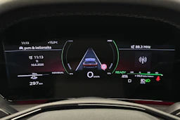 harmaa Audi SQ6 e-tron 2025 kuva 24.