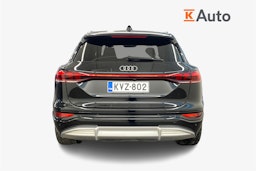 Musta Audi SQ6 e-tron 2025 kuva 3.