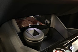 Musta Audi SQ6 e-tron 2025 kuva 31.