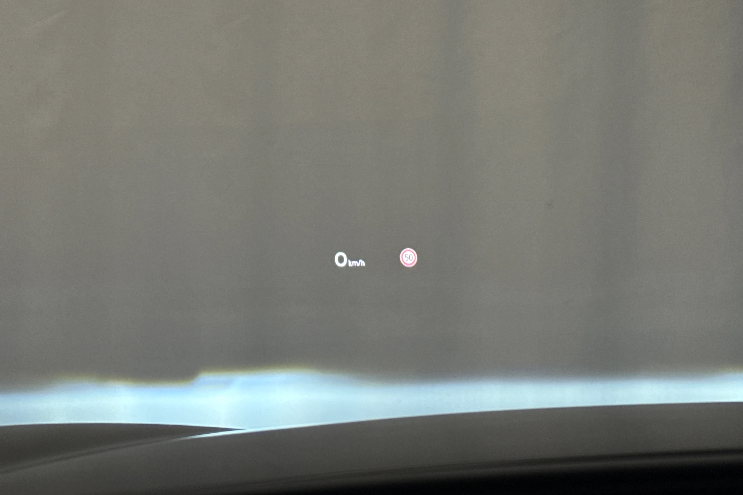 harmaa Audi SQ6 e-tron 2025 kuva 15.