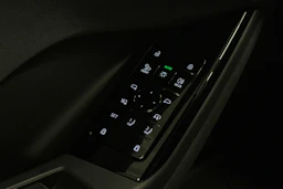 harmaa Audi SQ6 e-tron 2025 kuva 27.