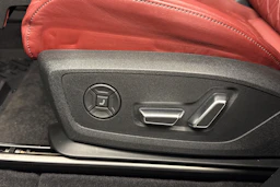 harmaa Audi SQ6 e-tron 2025 kuva 29.