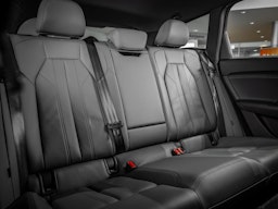 sininen Audi SQ6 e-tron 2025 kuva 25.