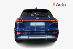 sininen Audi SQ6 e-tron 2025 kuva 3.
