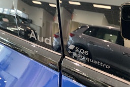 sininen Audi SQ6 e-tron 2025 kuva 17.