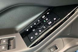 sininen Audi SQ6 e-tron 2025 kuva 18.
