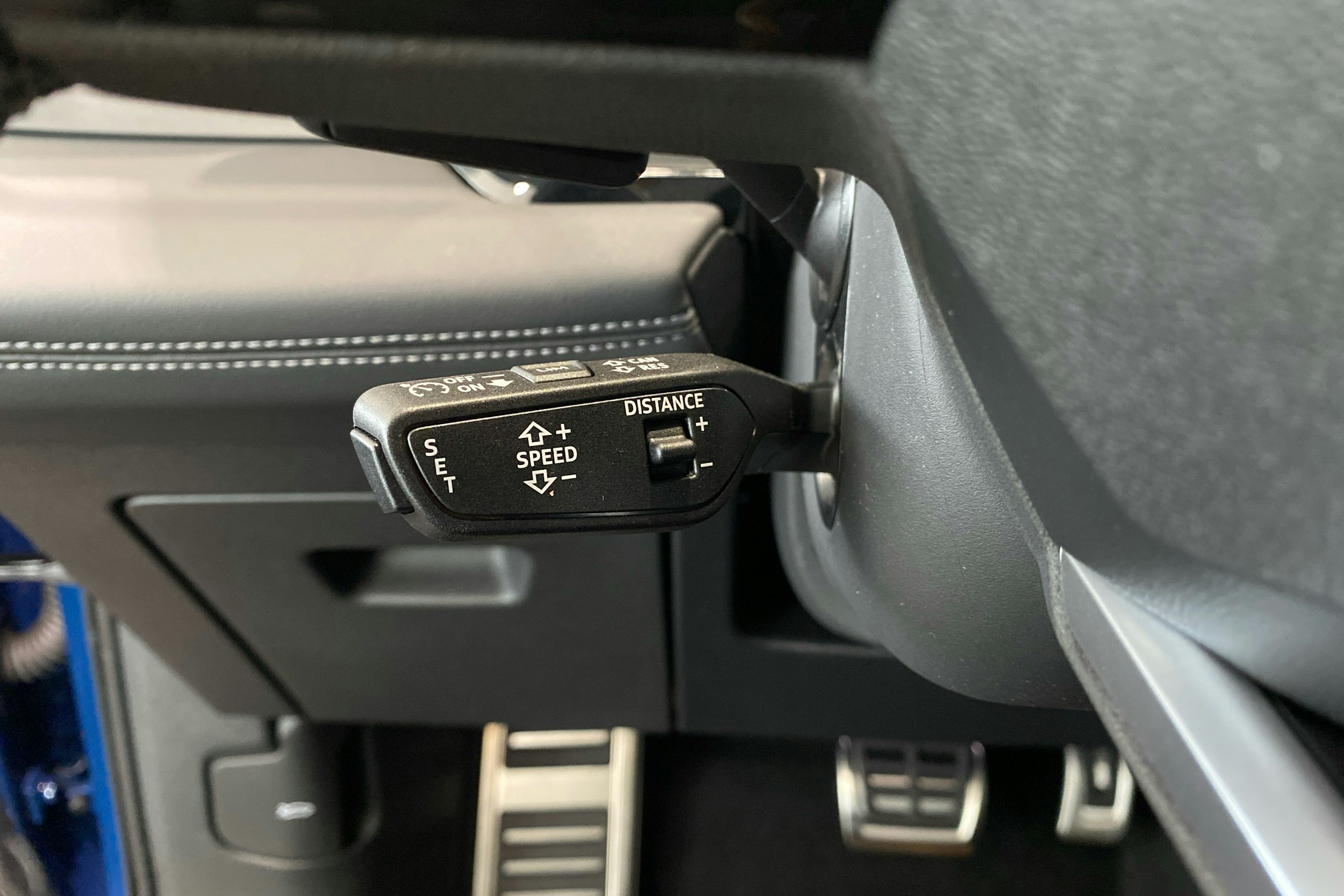 sininen Audi SQ6 e-tron 2025 kuva 21.