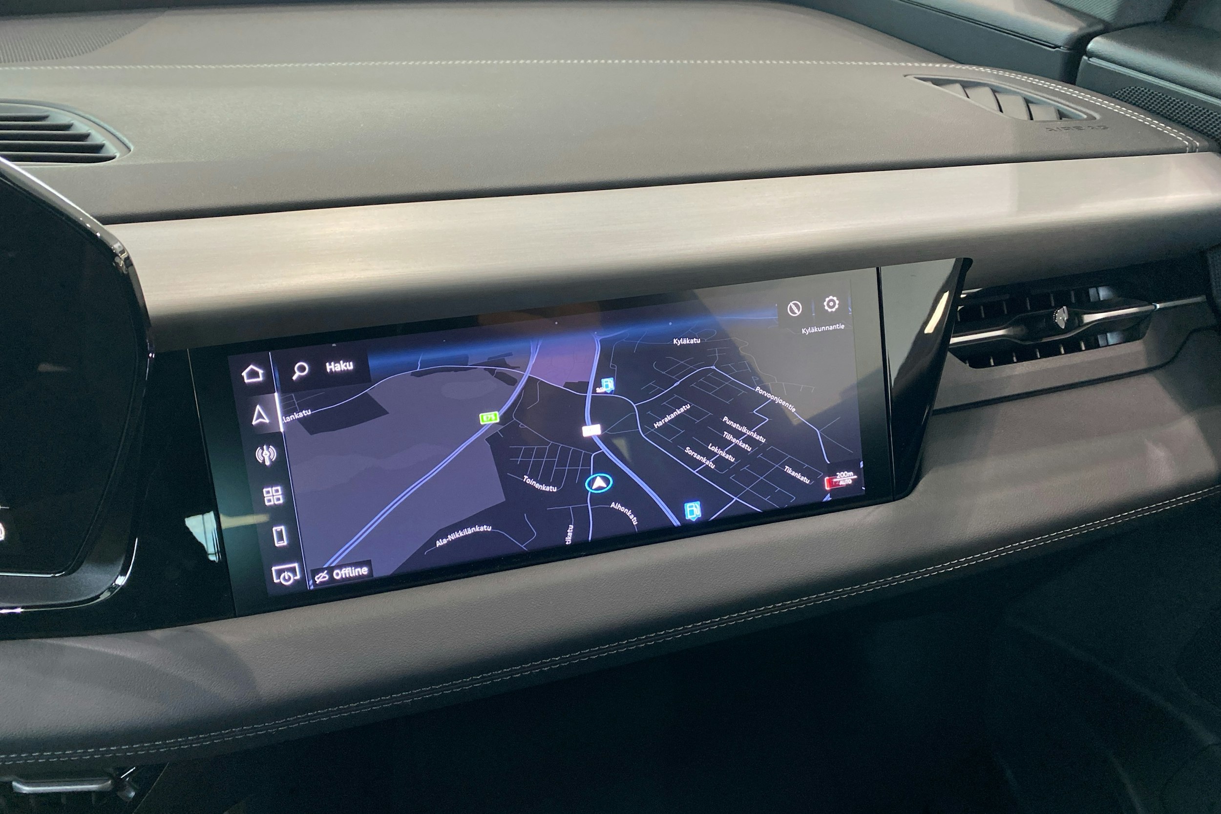 sininen Audi SQ6 e-tron 2025 kuva 25.