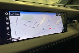 met. harmaa Audi SQ6 e-tron 2025 kuva 13.