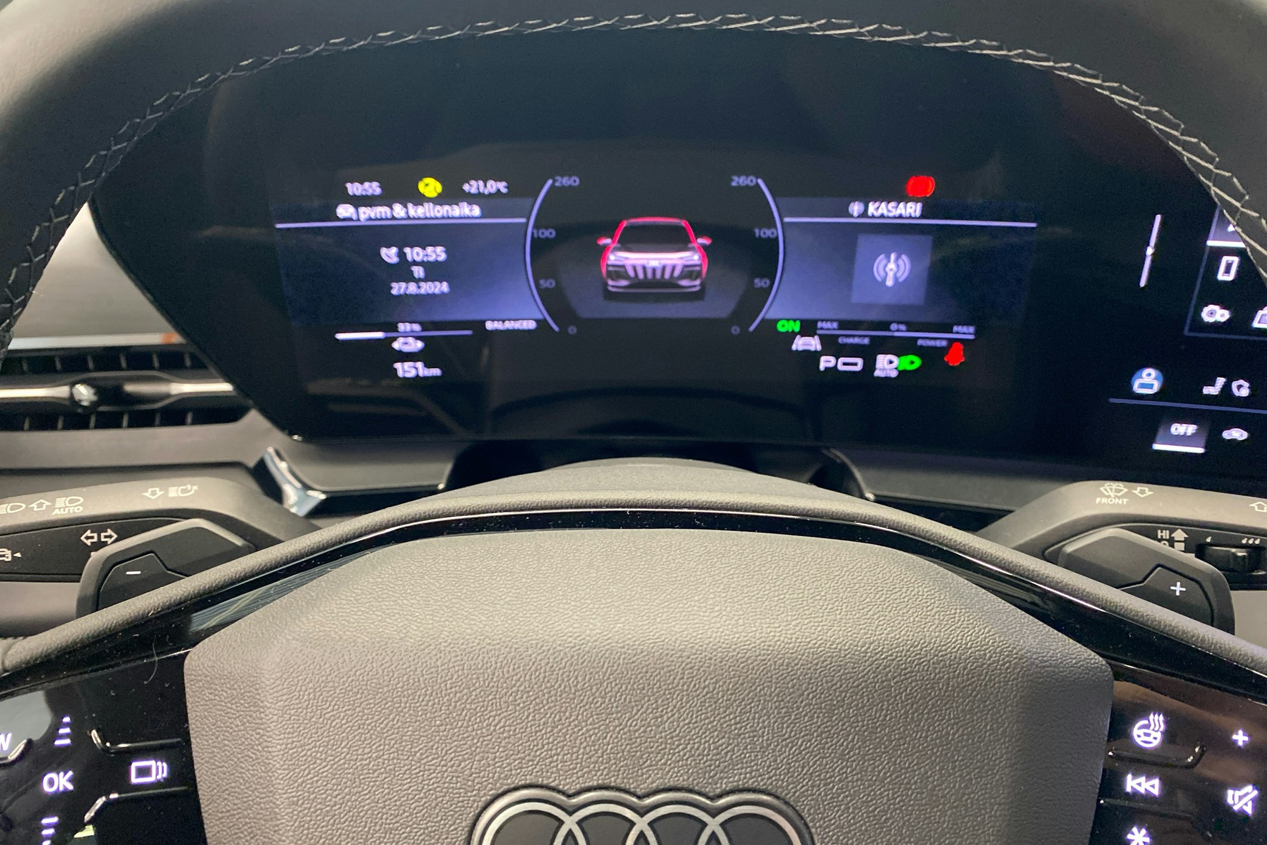 met. harmaa Audi SQ6 e-tron 2025 kuva 14.