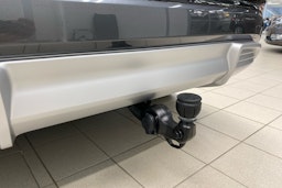met. harmaa Audi SQ6 e-tron 2025 kuva 25.