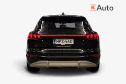 Musta Audi SQ6 e-tron 2025 kuva 39.