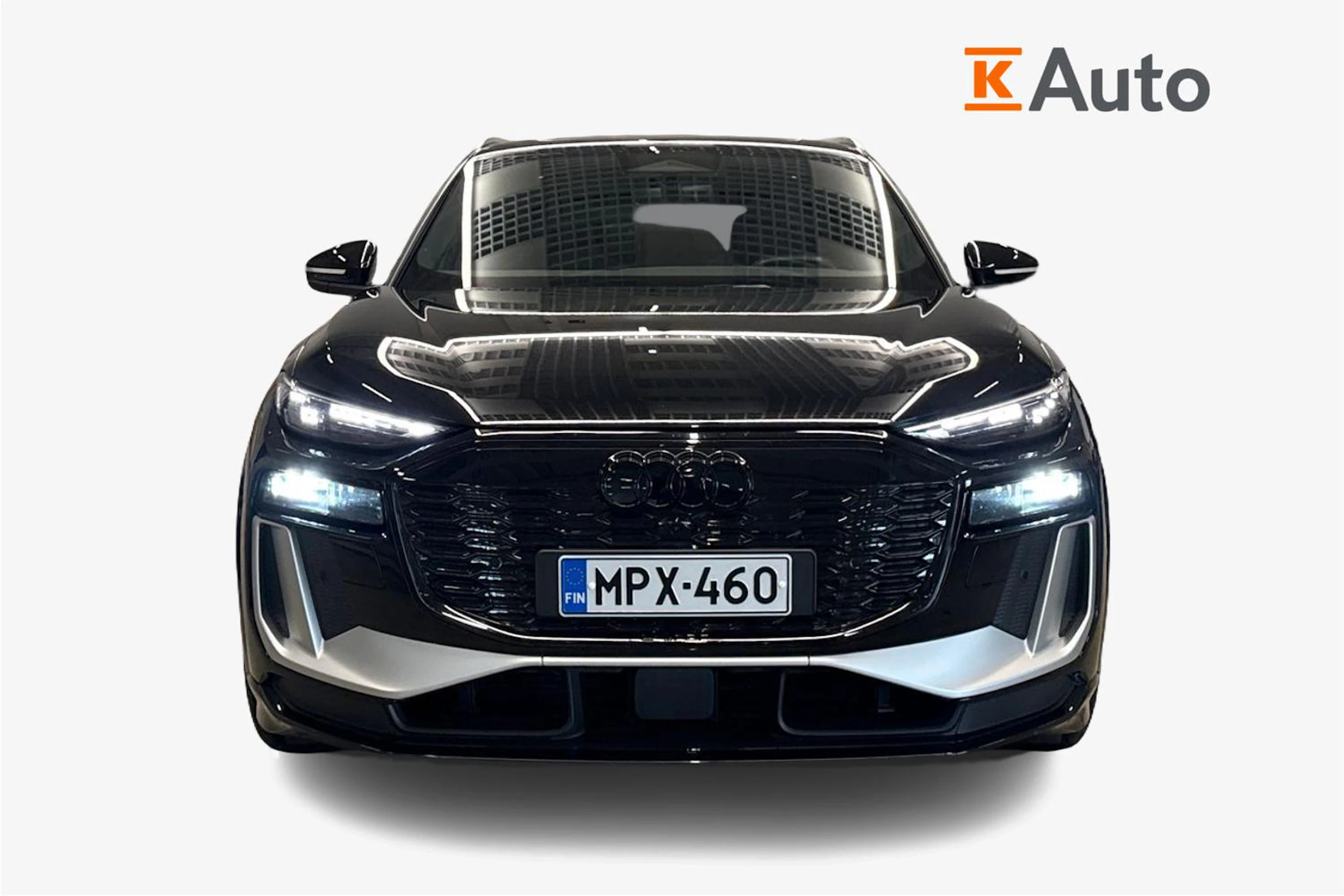 Musta Audi SQ6 e-tron 2025 kuva 40.