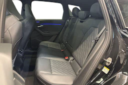 Musta Audi SQ6 e-tron 2025 kuva 44.