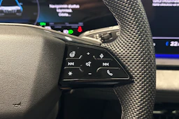 Musta Audi SQ6 e-tron 2025 kuva 49.