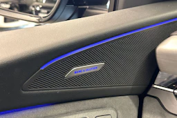 Musta Audi SQ6 e-tron 2025 kuva 69.