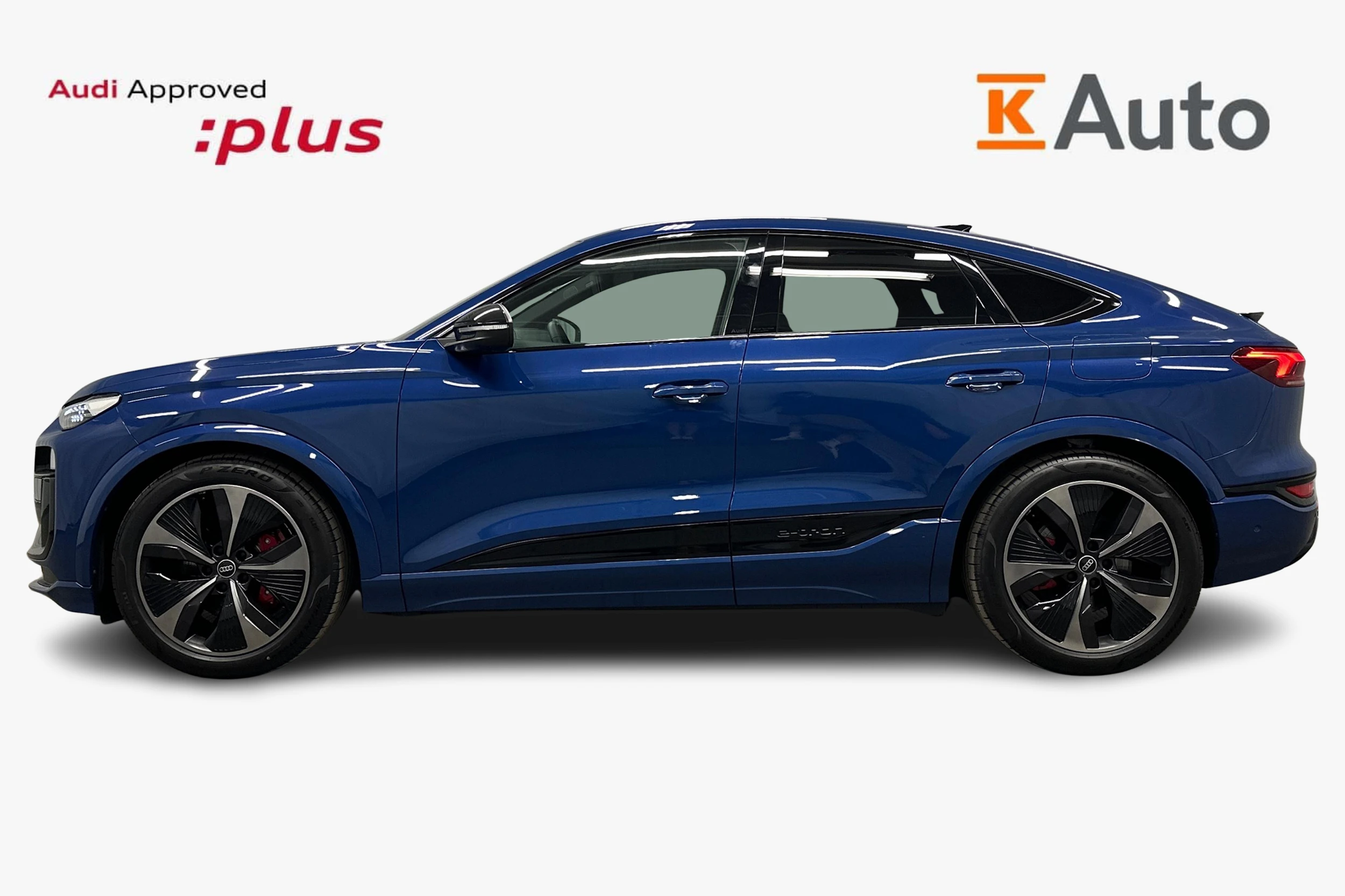 sininen Audi SQ6 e-tron 2025 kuva 5.