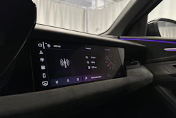 sininen Audi SQ6 e-tron 2025 kuva 23.