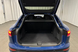 sininen Audi SQ6 e-tron 2025 kuva 29.