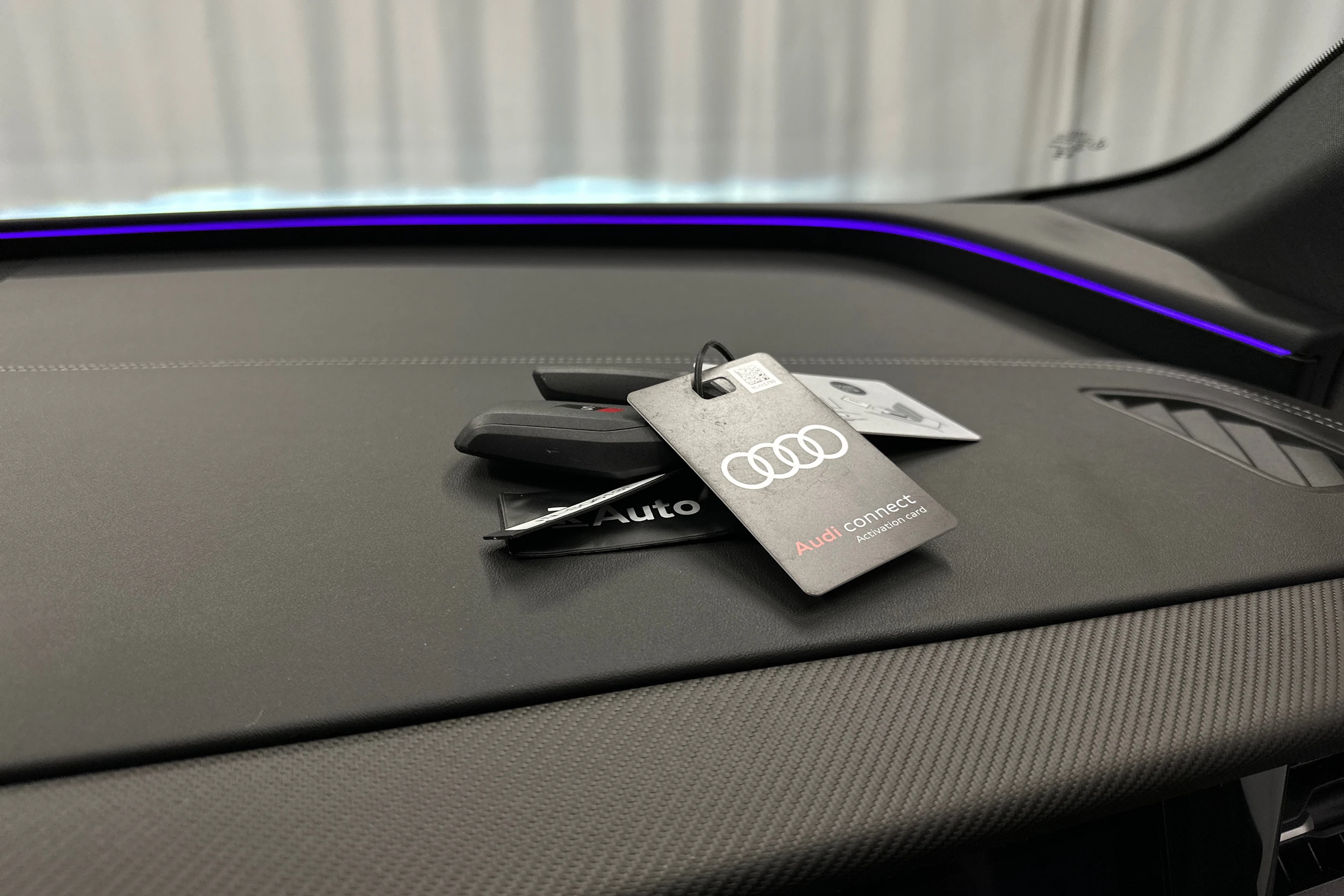 sininen Audi SQ6 e-tron 2025 kuva 30.