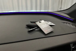 sininen Audi SQ6 e-tron 2025 kuva 30.