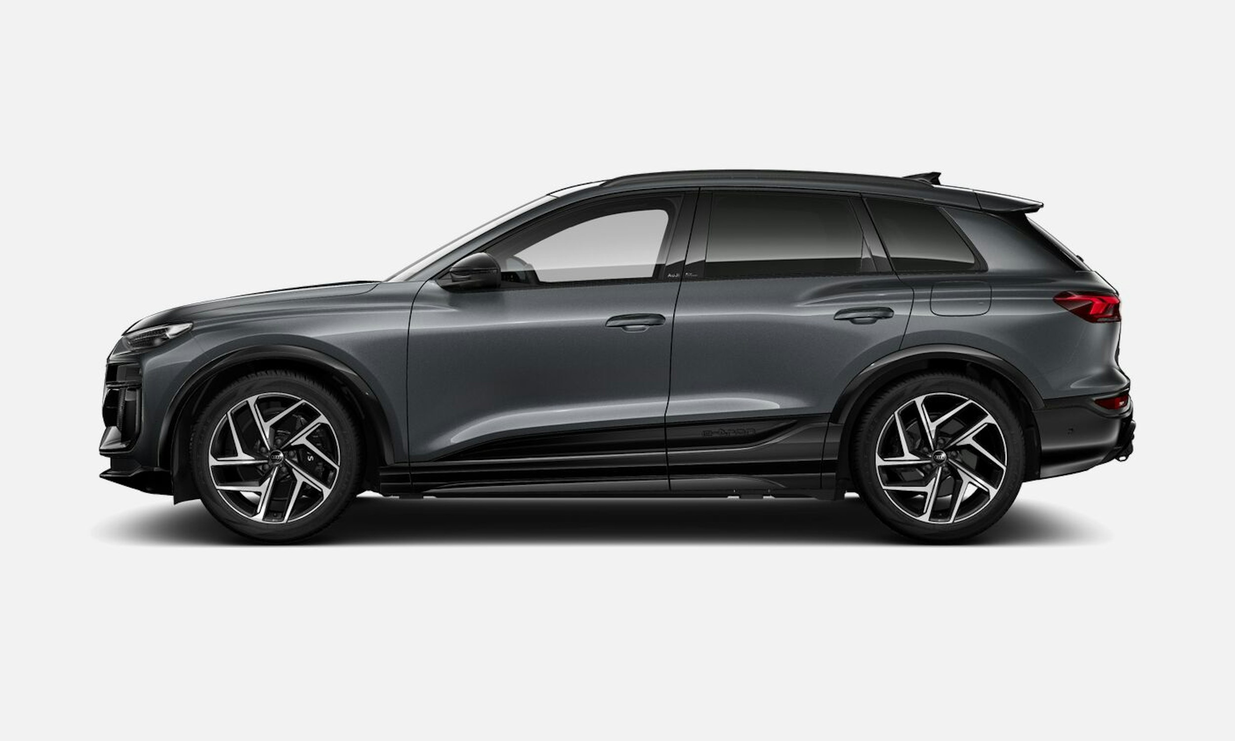 harmaa Audi SQ6 e-tron 2025 kuva 4.