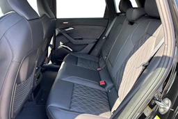 musta Audi SQ6 e-tron 2026 kuva 8.
