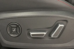 met. valkoinen Audi SQ6 e-tron 2026 kuva 12.