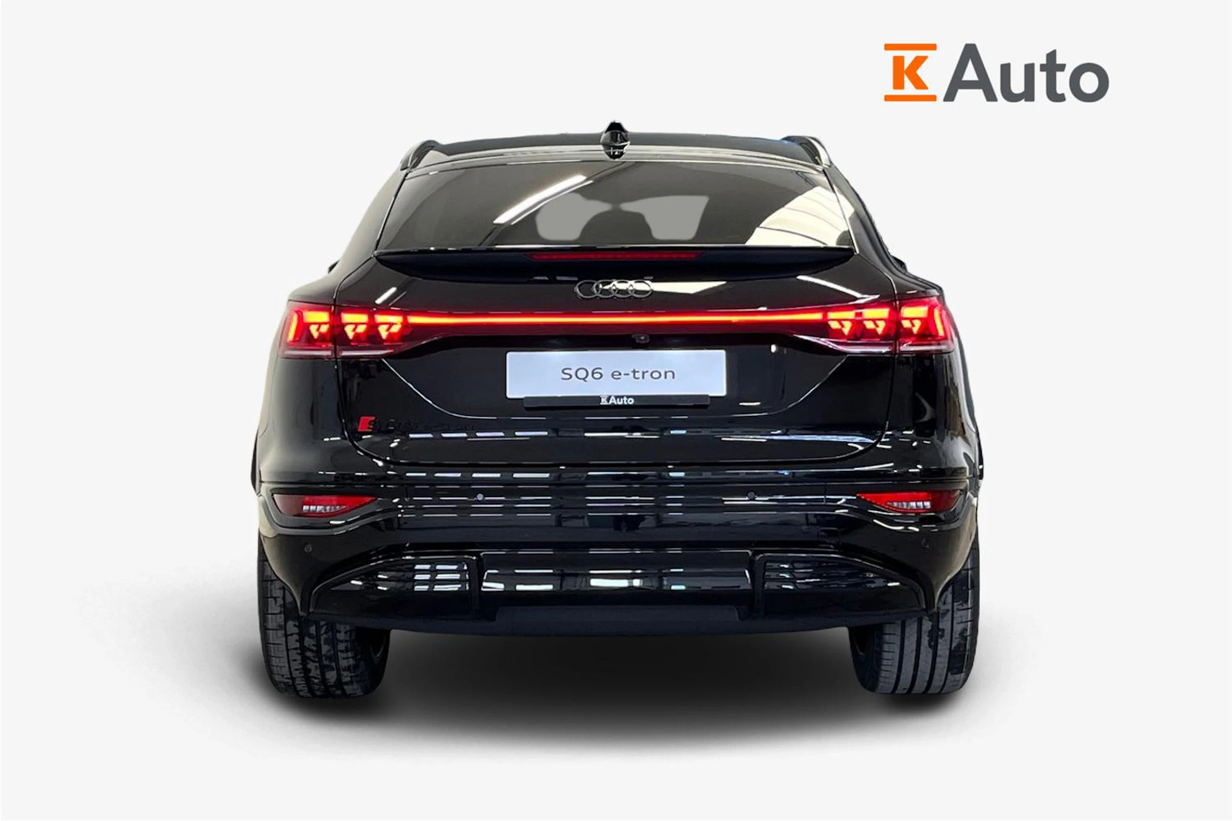 met. musta Audi SQ6 e-tron 2026 kuva 3.