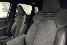 met. sininen Audi SQ6 e-tron 2026 kuva 13.