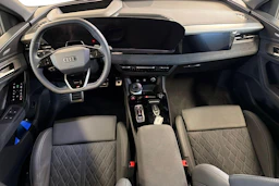 harmaa Audi SQ6 e-tron 2026 kuva 7.