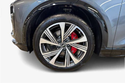 harmaa Audi SQ6 e-tron 2026 kuva 9.