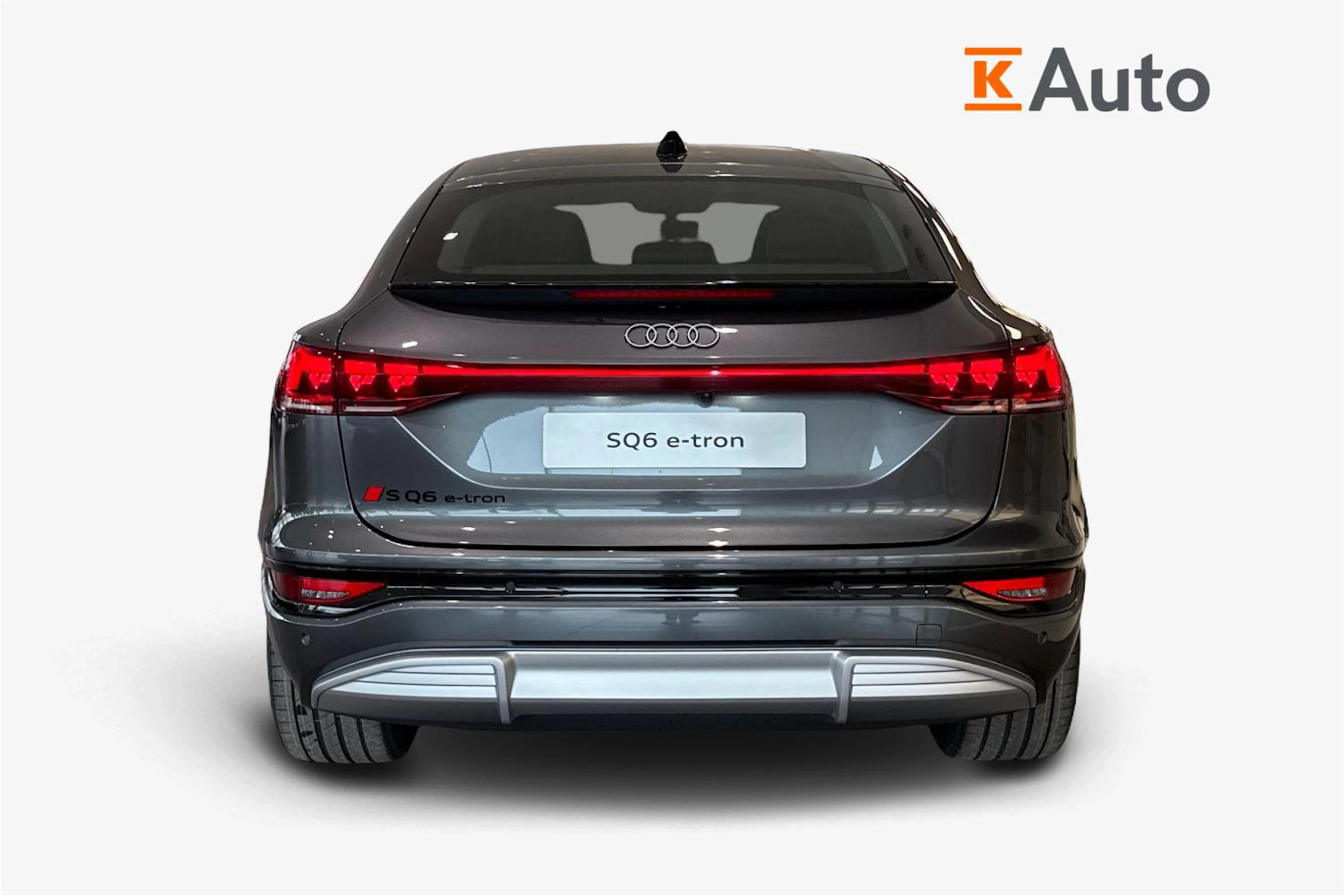 met. harmaa Audi SQ6 e-tron 2026 kuva 3.