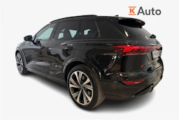musta Audi SQ6 e-tron 2026 kuva 2.