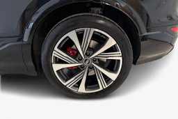 musta Audi SQ6 e-tron 2026 kuva 9.
