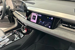 mythos musta Audi SQ6 e-tron 2026 kuva 22.