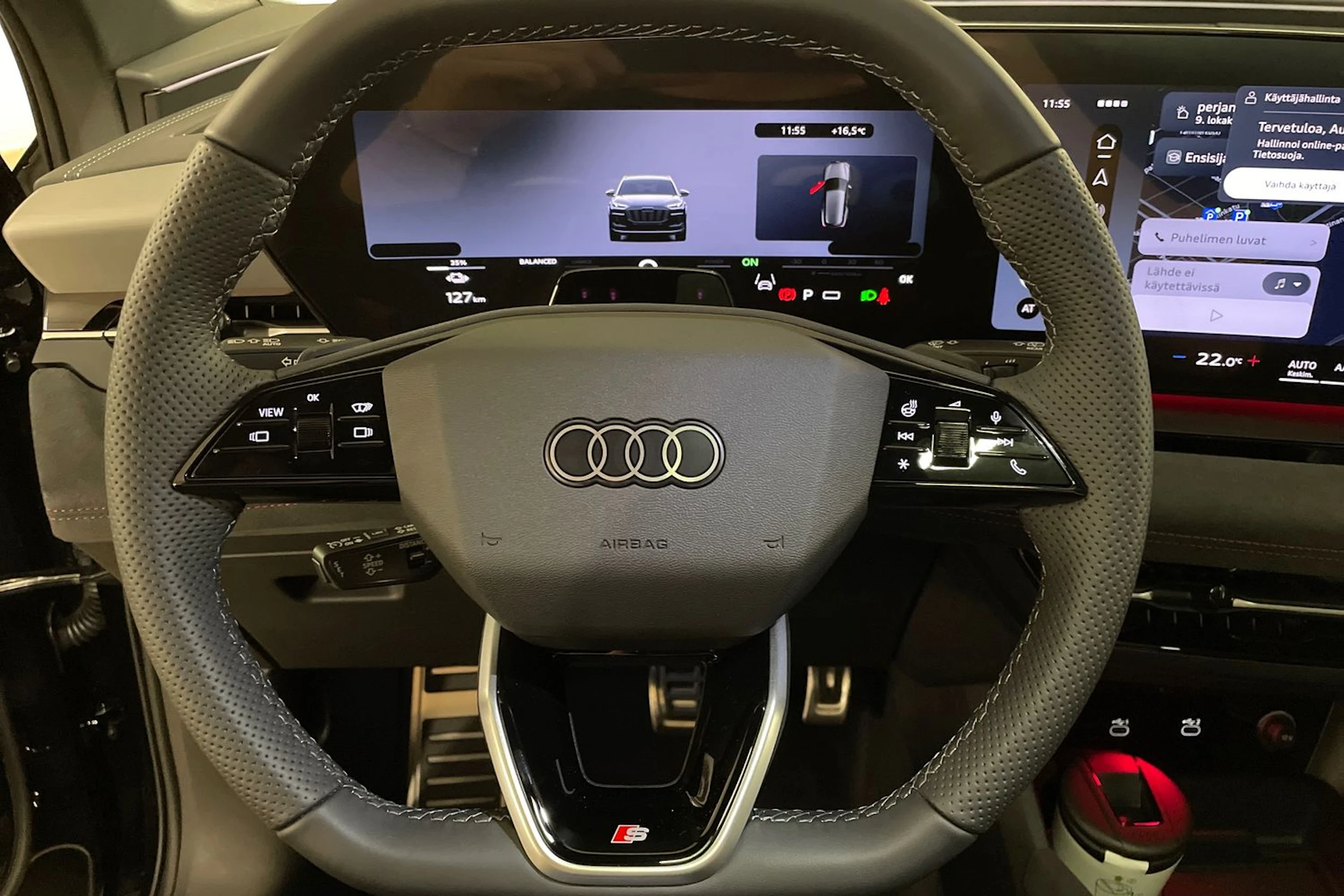 musta Audi SQ6 e-tron 2026 kuva 11.