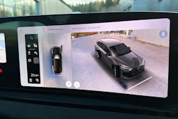 harmaa Audi SQ6 e-tron 2026 kuva 21.