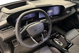 met. musta Audi SQ6 e-tron 2026 kuva 6.