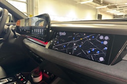 met. musta Audi SQ6 e-tron 2026 kuva 14.