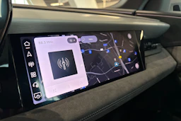 valkoinen Audi SQ6 e-tron 2026 kuva 27.