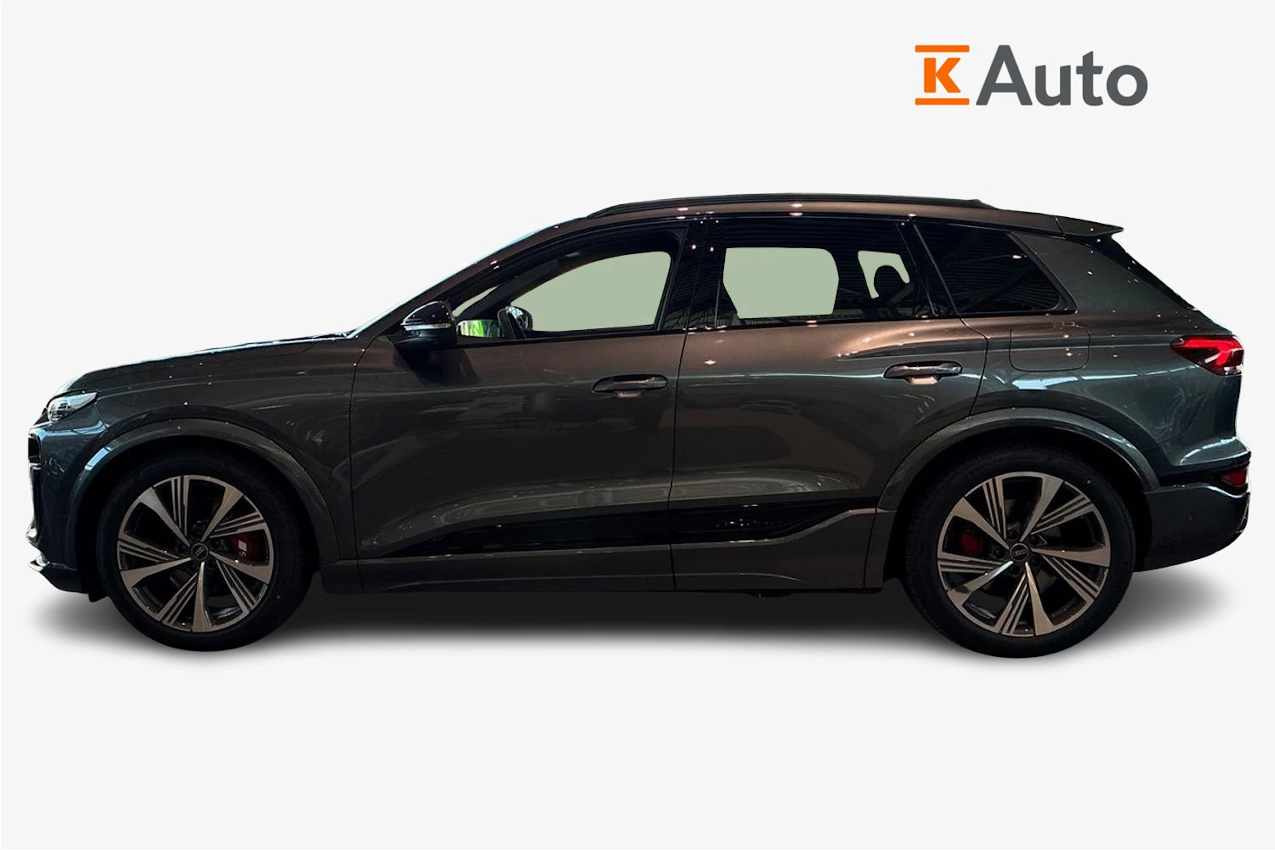 harmaa Audi SQ6 e-tron 2026 kuva 5.