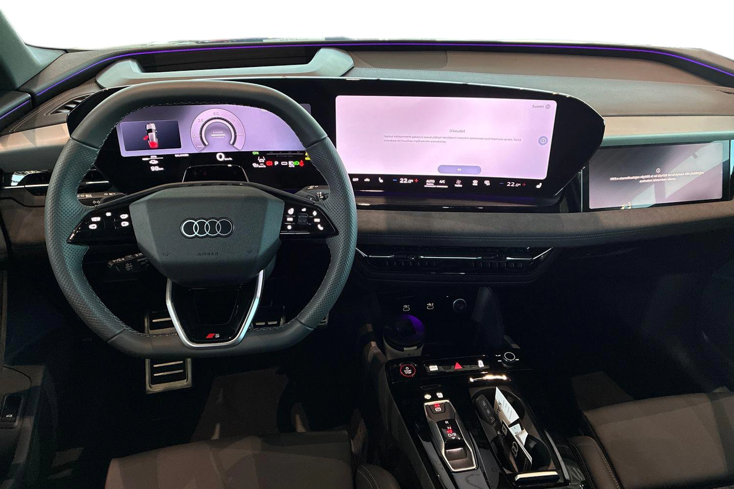 harmaa Audi SQ6 e-tron 2026 kuva 7.