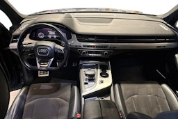 Harmaa Audi SQ7 2017 kuva 9.