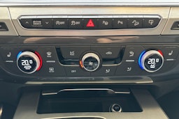hopea Audi SQ7 2017 kuva 31.