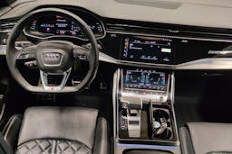 Harmaa Audi SQ8 2020 kuva 7.