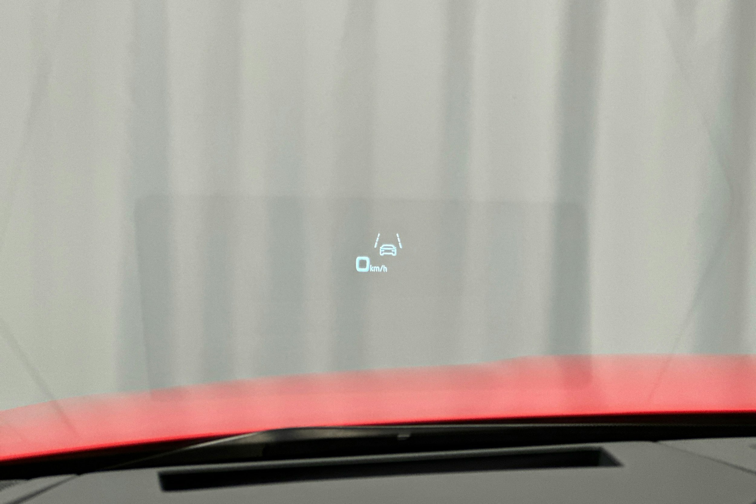 punainen Audi SQ8 e-tron 2023 kuva 12.